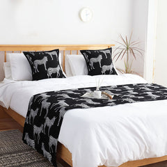 SOGA 1.5m Bed Light Luxury Black Zebra Vintage Bed Scarf Runner Bedding Tail Pad Flag For Home Hotel Set of 3