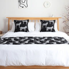 SOGA 1.8m Bed Light Luxury Black Zebra Vintage Bed Scarf Runner Bedding Tail Pad Flag For Home Hotel Set of 3